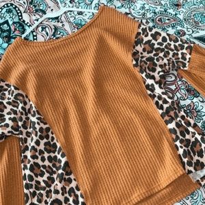 Mustard yellow and cheetah print bubble sleeve